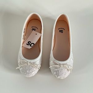 So pensacola white lace‎ Ballet flats toddler Girls shoes size 12